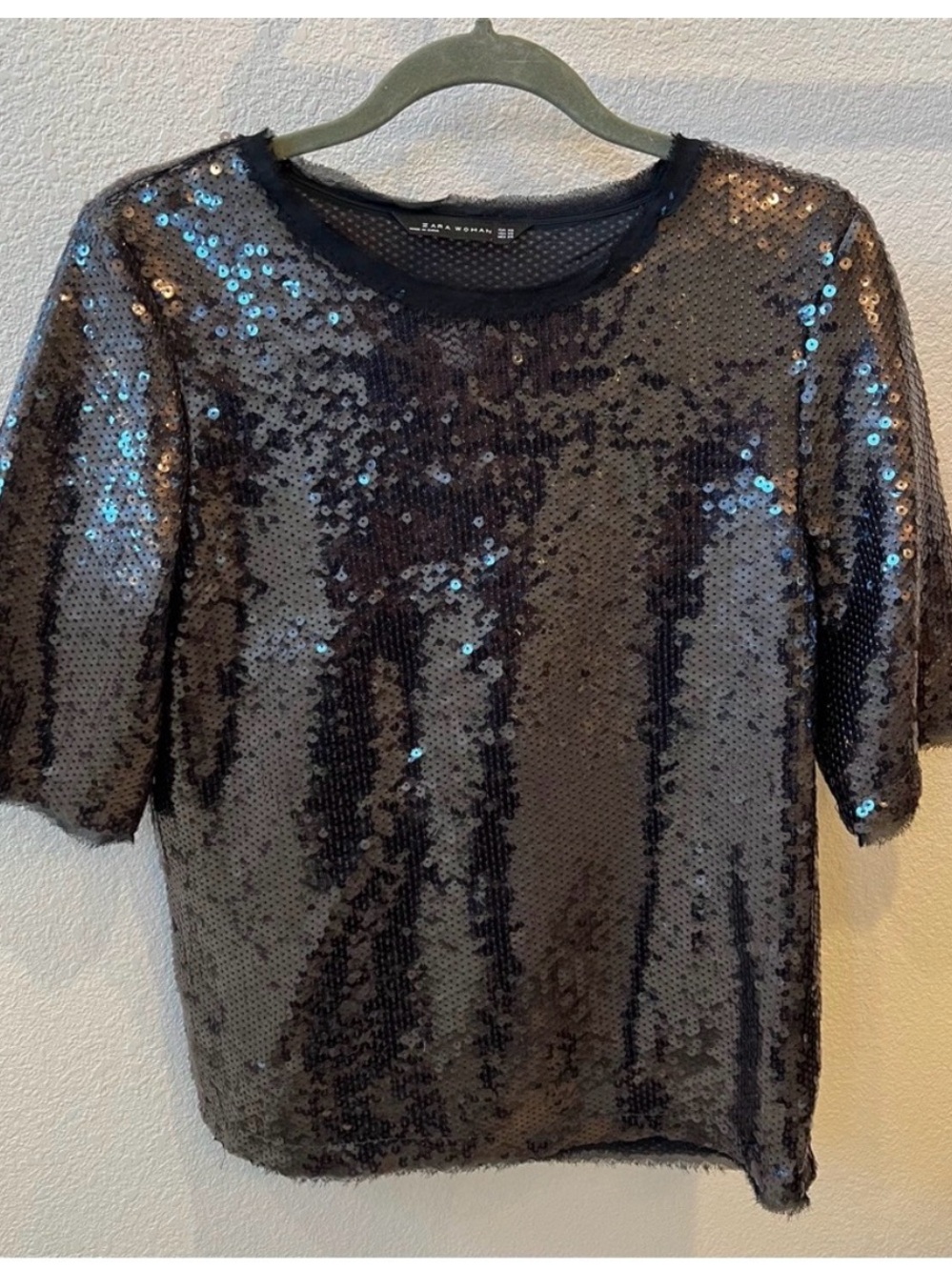 Zara Woman Black Sequin Short-Sleeve Raw Hem Top XS